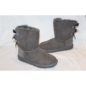 UGG WOMEN 5.5-6 YOUTH 4 CLASSIC BAILEY BOW SUEDE SHEARLING BOW BOOTS GRAY
